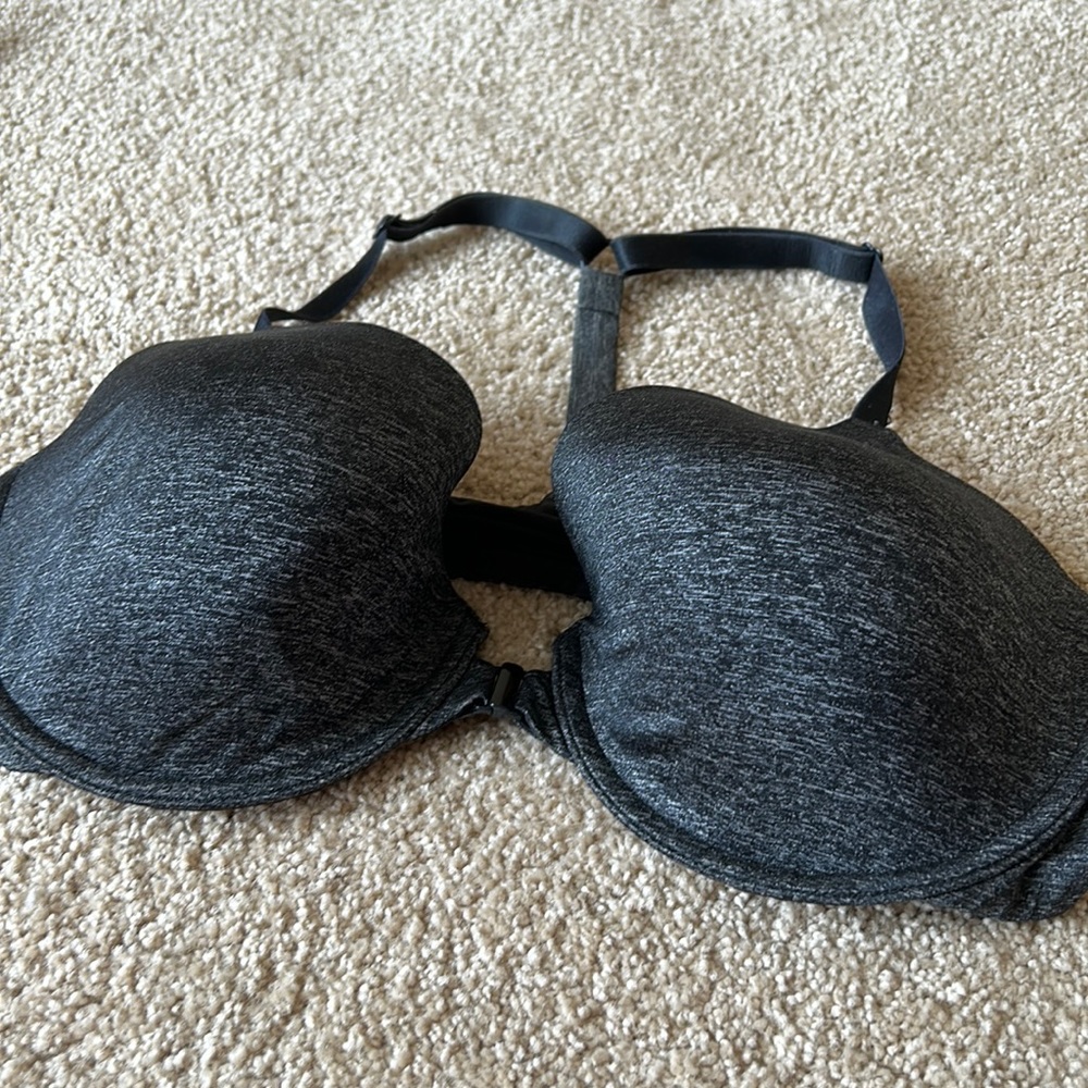 Victoria’s Secret 36DD Racer Back semi semi bra